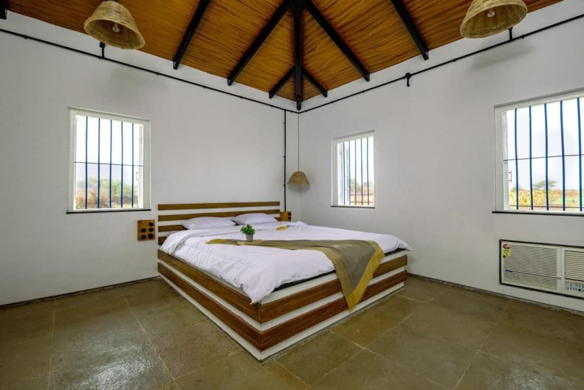 Villa The Earth Farm Nashik Esterno foto