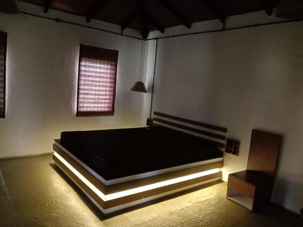 Villa The Earth Farm Nashik Esterno foto